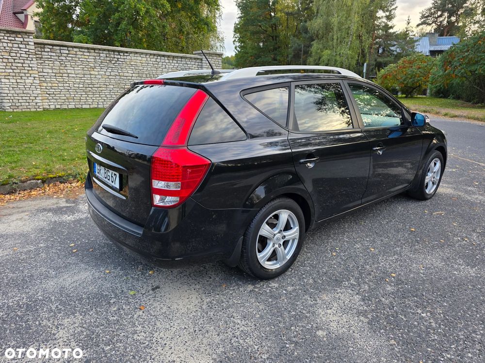 Kia Ceed 1.6 Comfort - 17