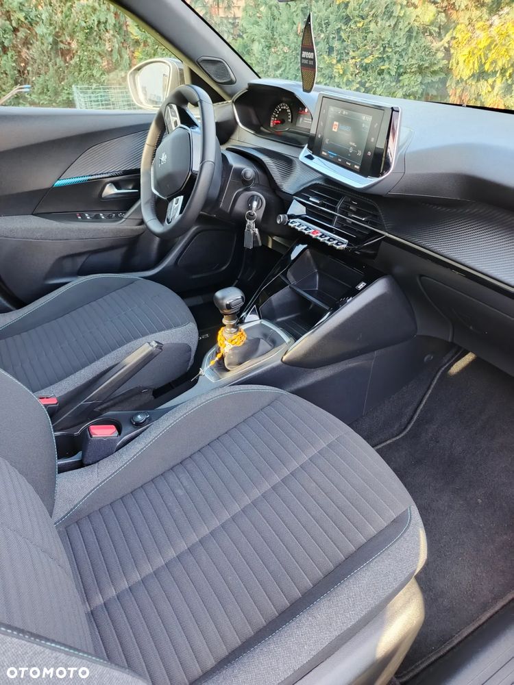 Peugeot 2008 PureTech 100 Style S&S BVM6 - 21