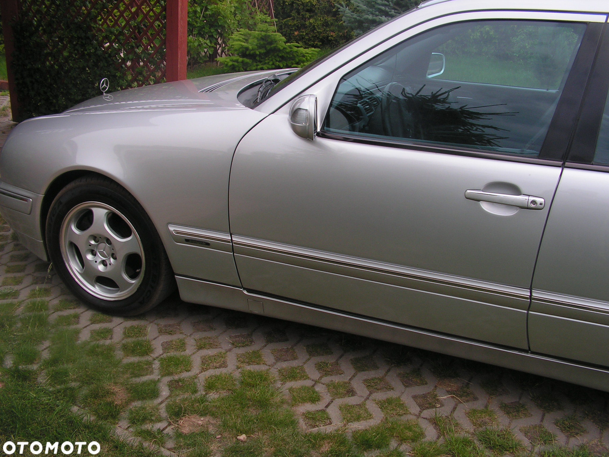 Mercedes-Benz Klasa E - 4