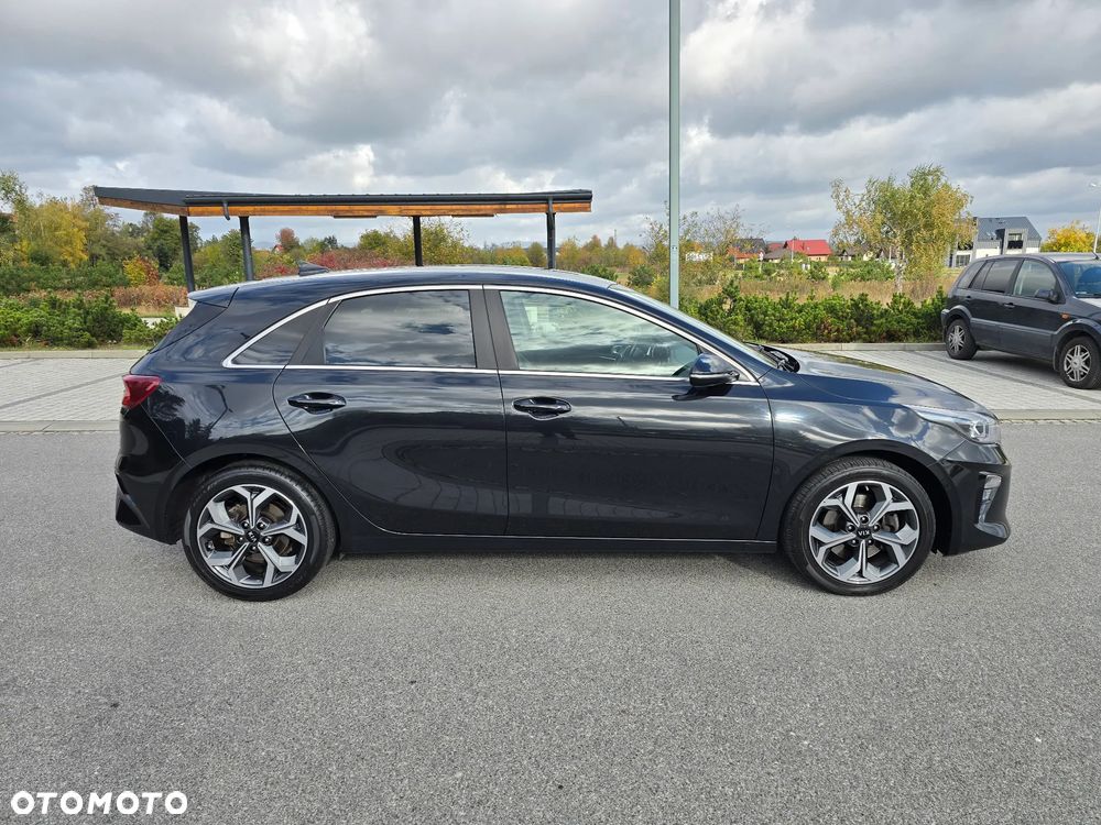 Kia Ceed - 30