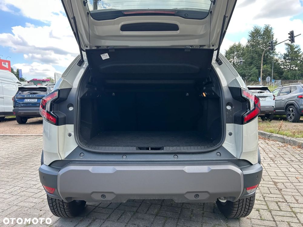Dacia Duster 1.6 Full Hybrid 140 Journey MMT - 17