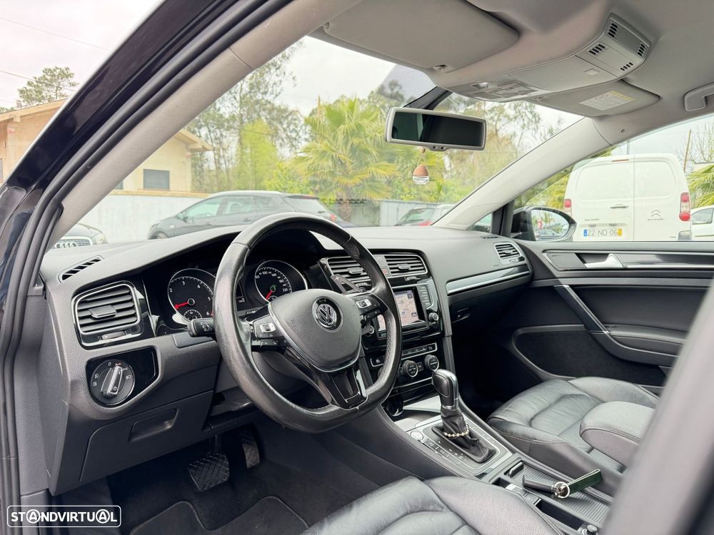 VW Golf 2.0 TDI Highline DSG - 25