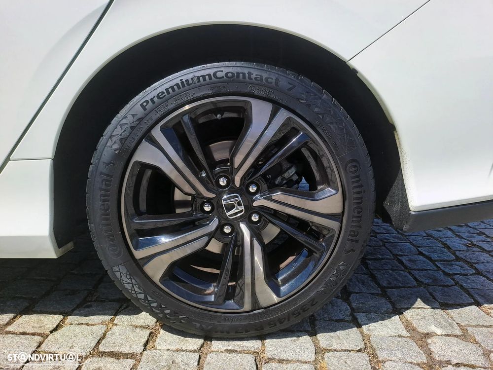 Honda Civic 1.0 i-VTEC Elegance Navi - 3