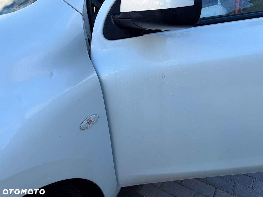 Nissan Micra - 16