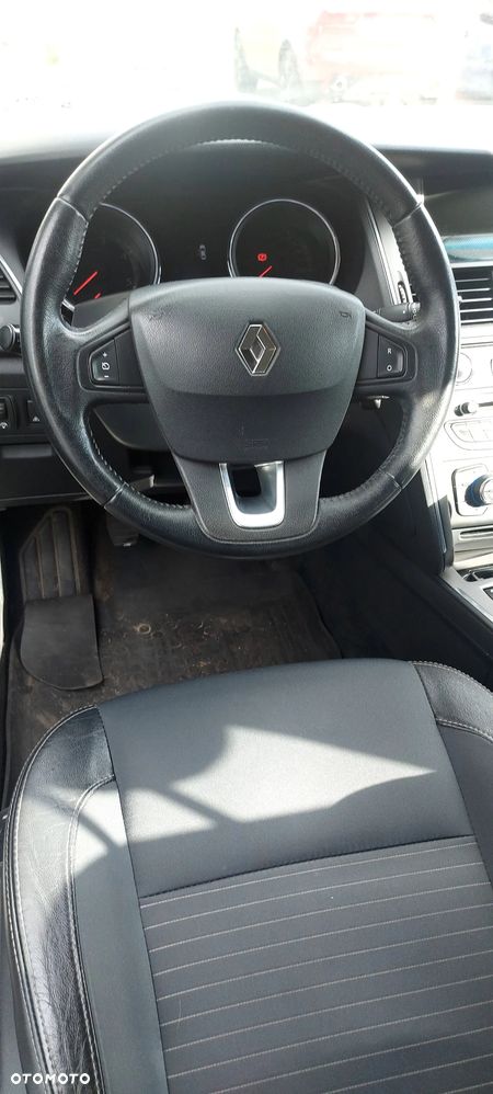 Renault Latitude 2.0 dCi Privilege - 15
