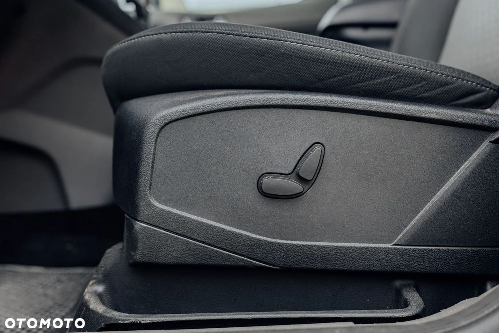 Ford Transit Connect - 21