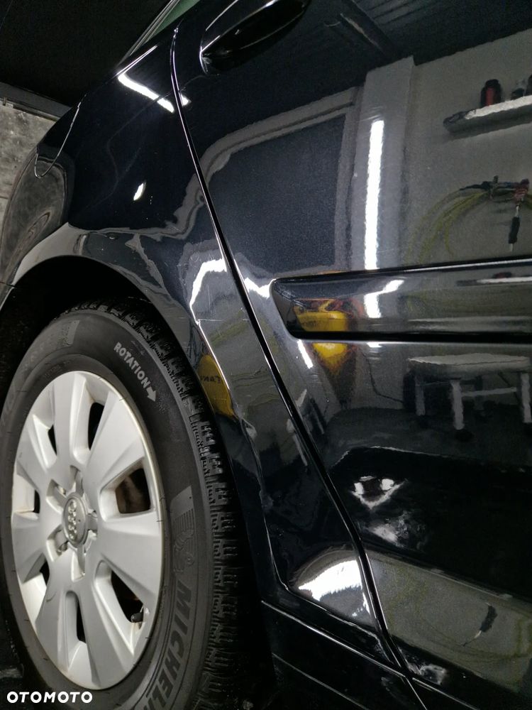 Audi A3 Sportback 1.6 TDI DPF Ambiente - 21