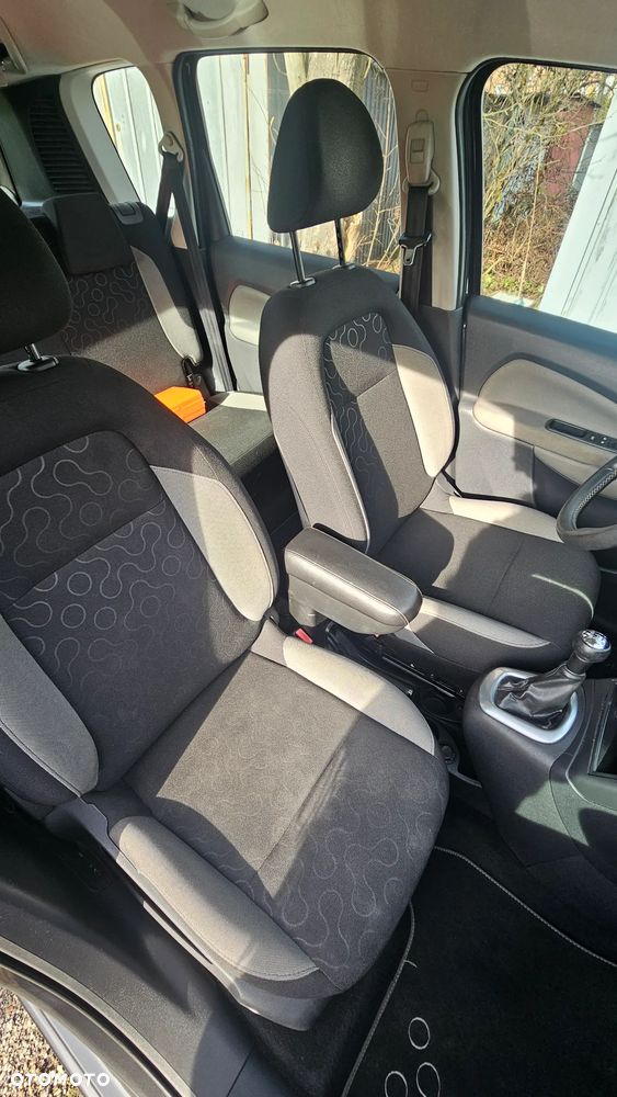 Citroën C3 Picasso 1.6i Seduction - 9