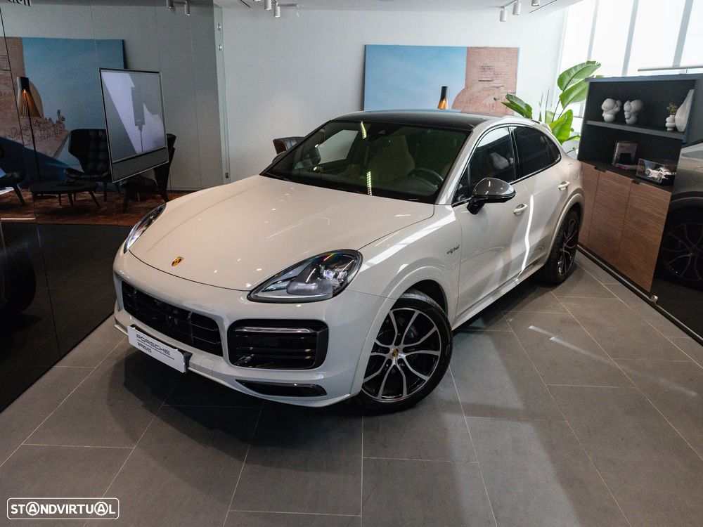 Porsche Cayenne Coupé E-Hybrid Platinum Edition - 4