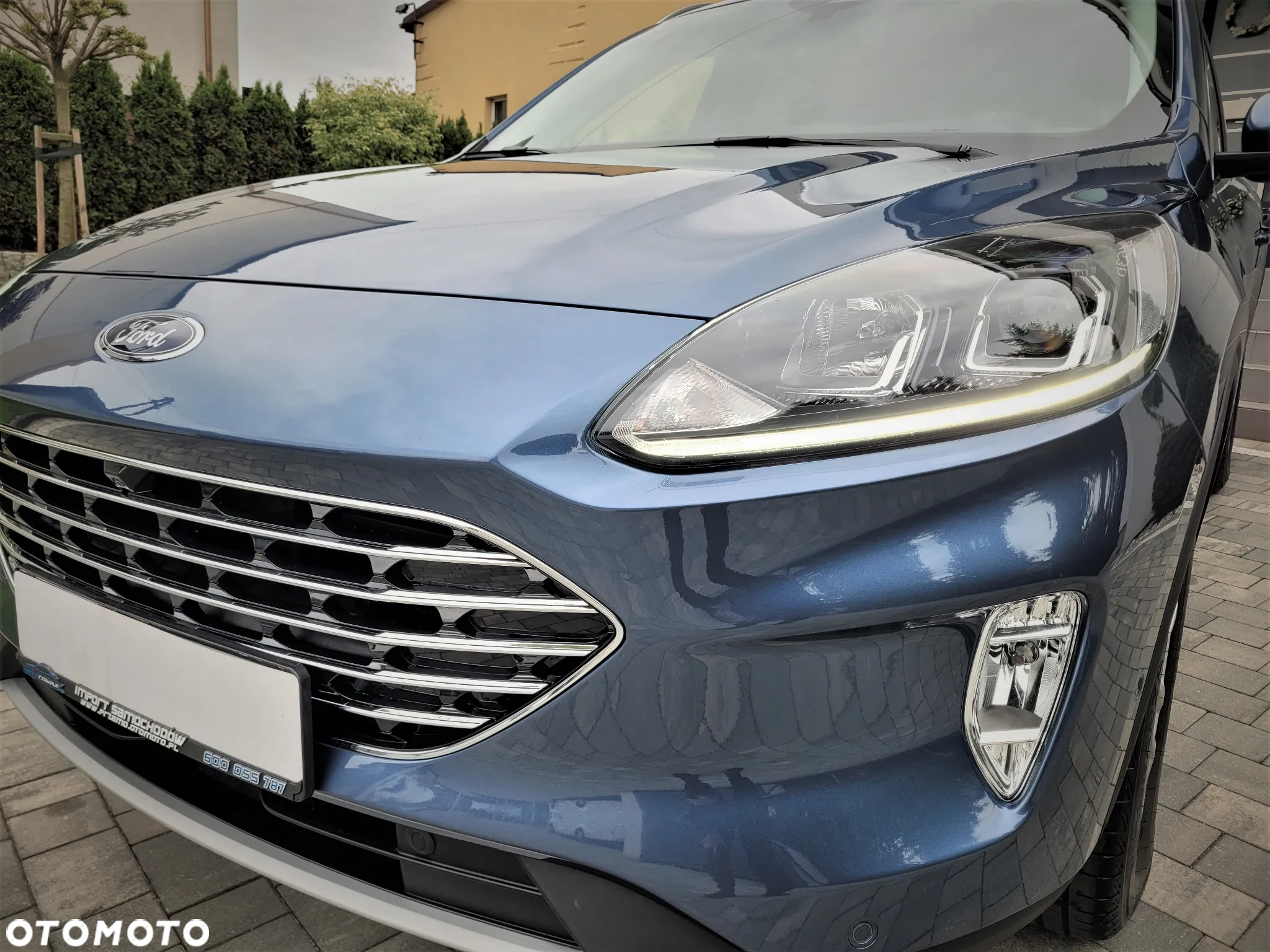 Ford Kuga 2.5 Duratec FHEV 4x4 GRAPHITE TECH EDITION - 19
