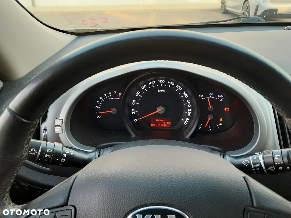 Kia Sportage 1.6 GDI L 2WD - 19