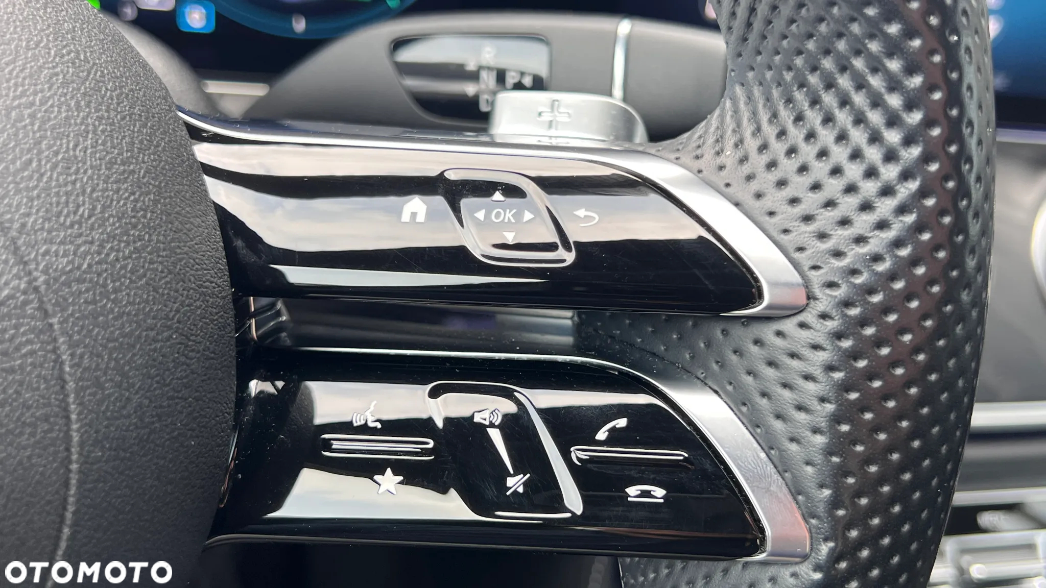 Mercedes-Benz Klasa E 220 d 4-Matic AMG - 19