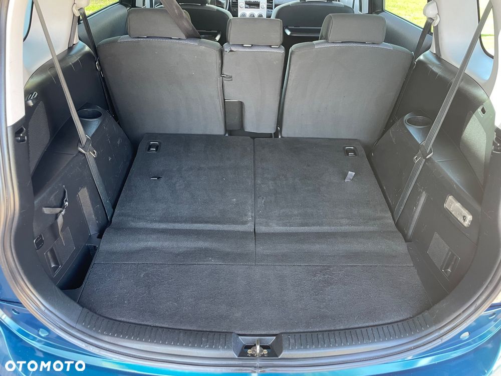 Mazda 5 - 14
