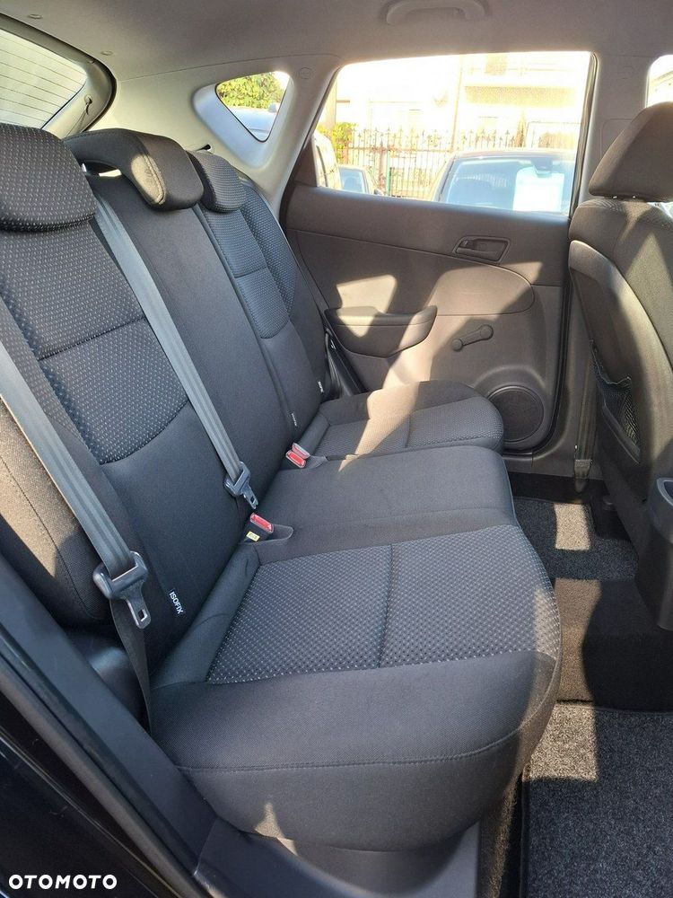 Hyundai i30 1.6 CRDi Comfort - 23