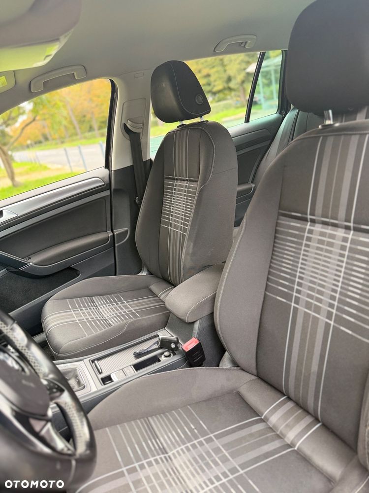 Volkswagen Golf 1.6 TDI BMT Comfortline - 11