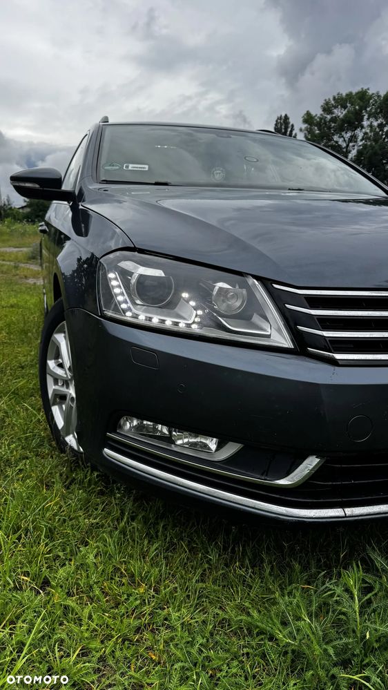 Volkswagen Passat 2.0 TDI Comfortline DSG - 4