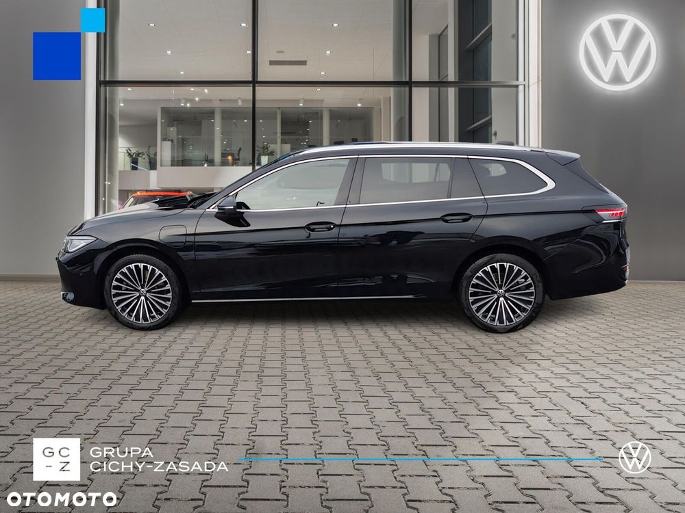 Volkswagen Passat - 3