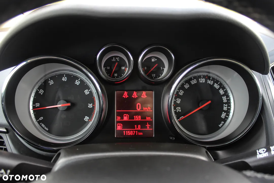 Opel Zafira 1.4 T Elite - 26