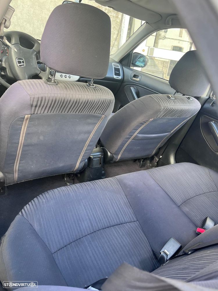 Honda Civic 1.4i Profile - 7