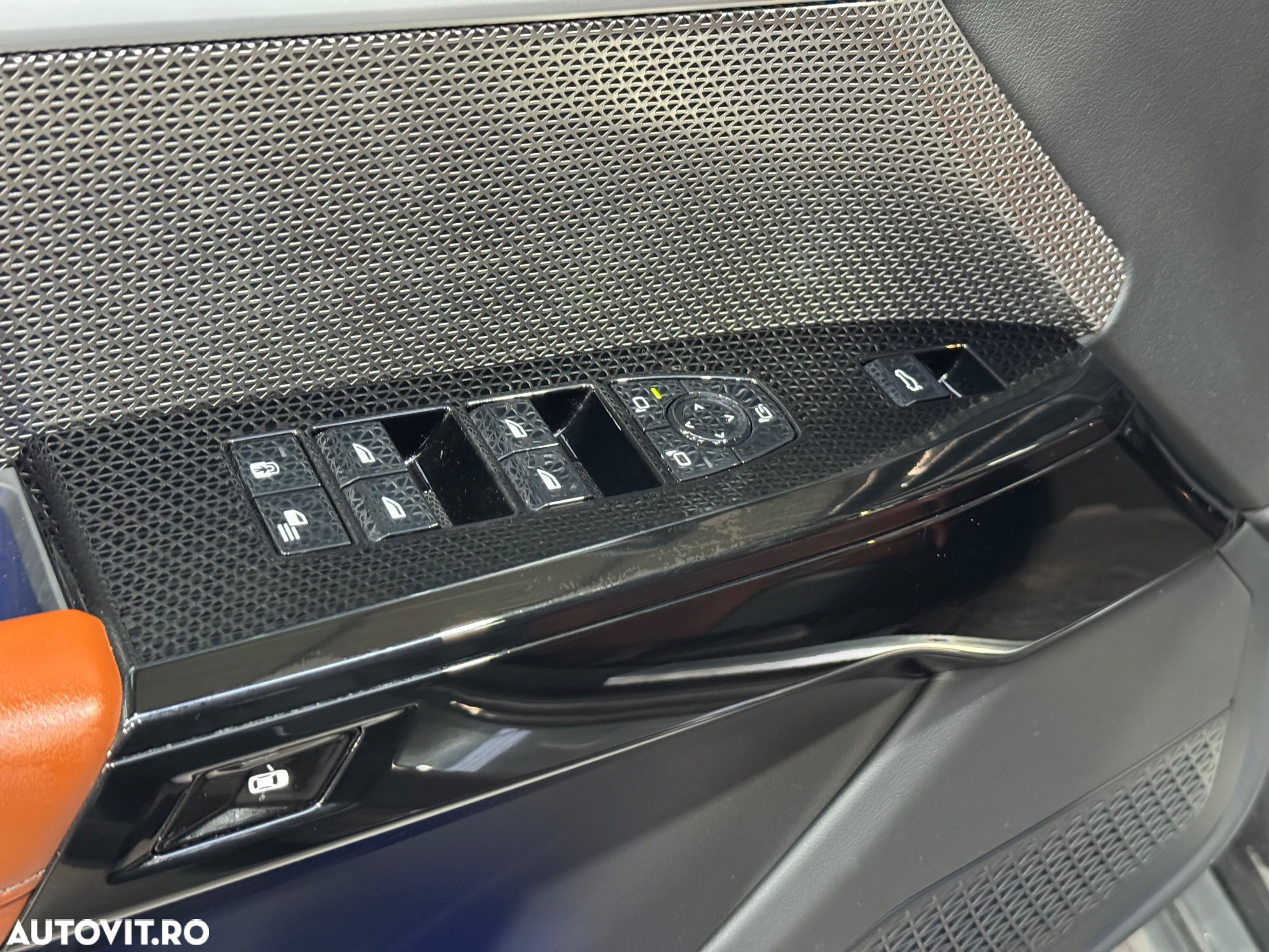 BMW Seria 7 740d xDrive MHEV - 12