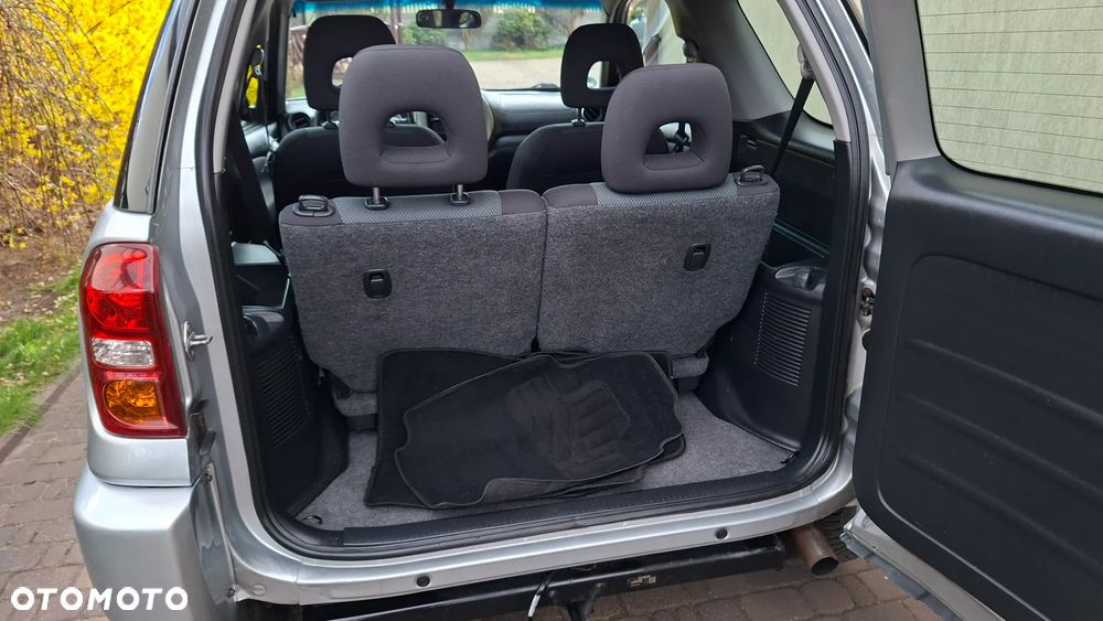 Toyota RAV4 1.8 VVT-i Terra 2WD - 15