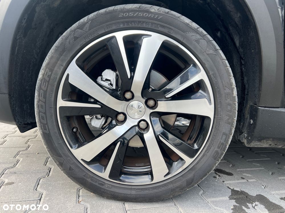 Peugeot 2008 PureTech 110 Stop&Start GT-Line Edition - 30