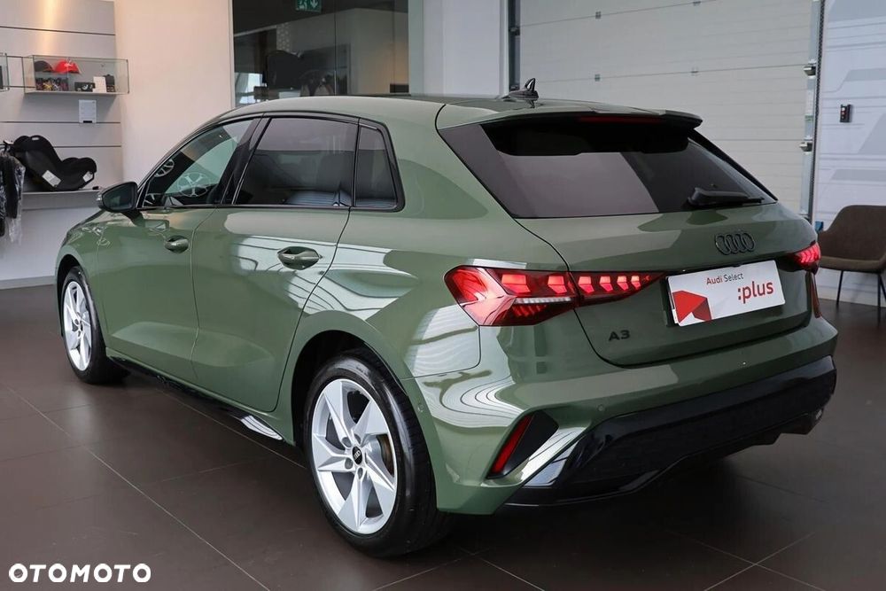 Audi A3 Sportback - 4