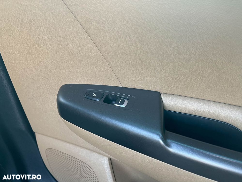 Kia Sportage 1.6 T-GDI 7DCT 4x4 Classic - 13