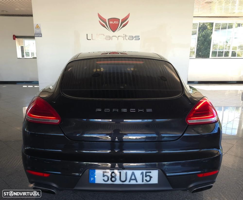 Porsche Panamera 3.0 V6 - 5
