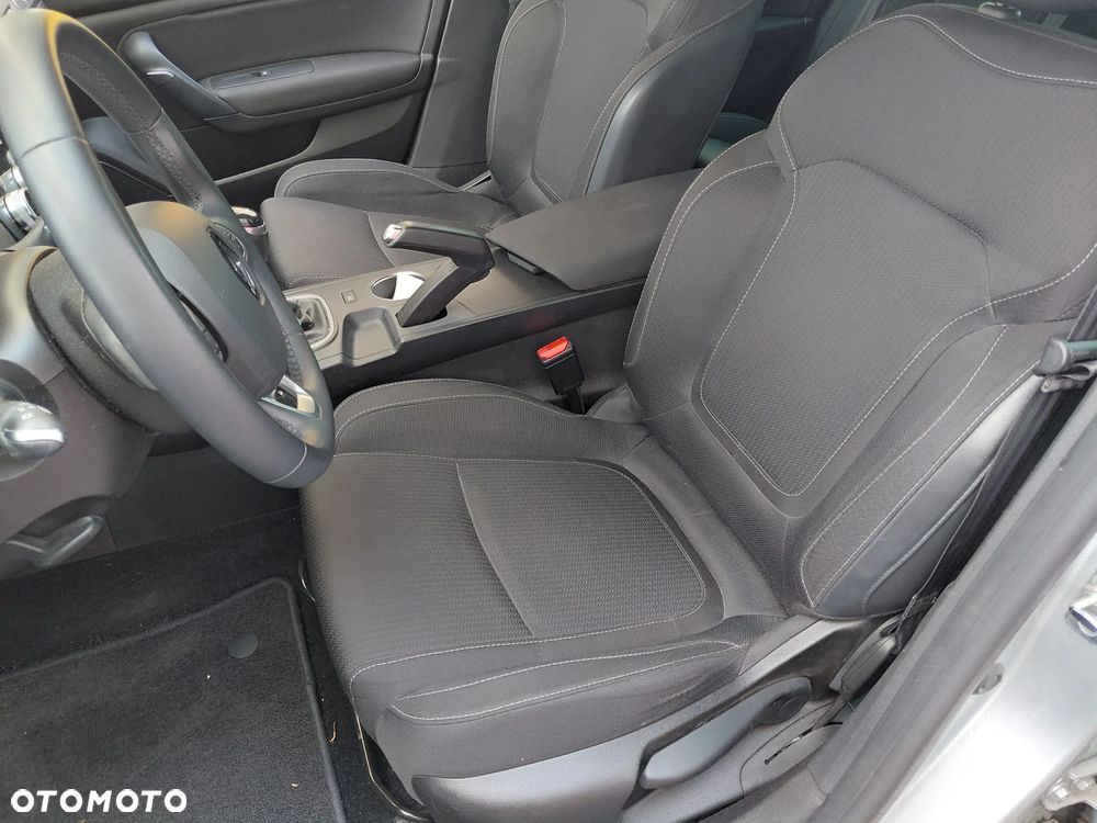 Renault Megane 1.3 TCe FAP Limited - 13