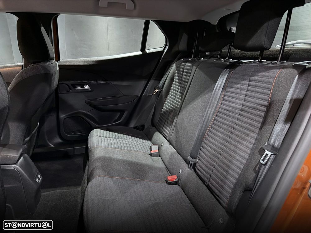 Peugeot e-2008 50 kWh Active - 28