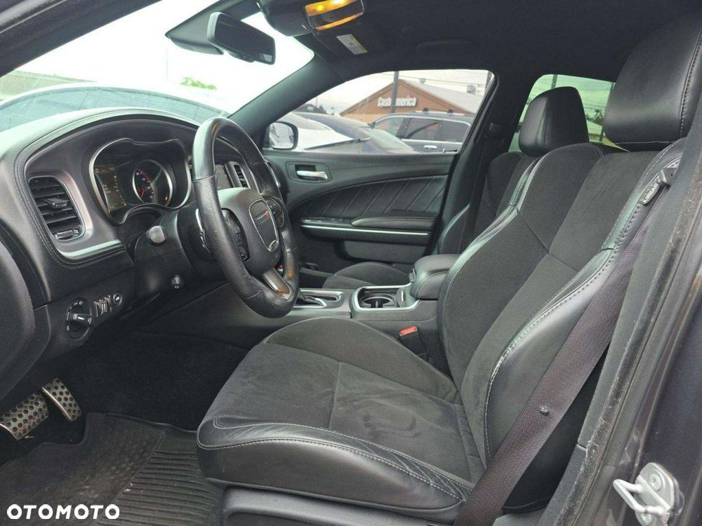 Dodge Charger - 5