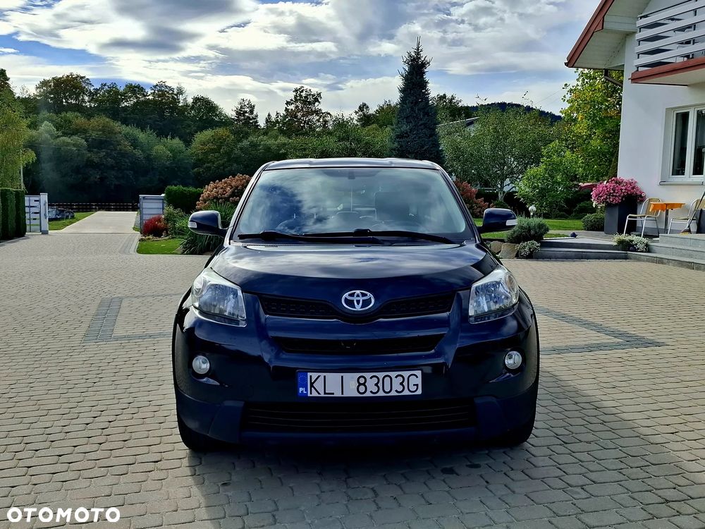 Toyota Urban Cruiser 1.4 D-4D 4x4 - 2