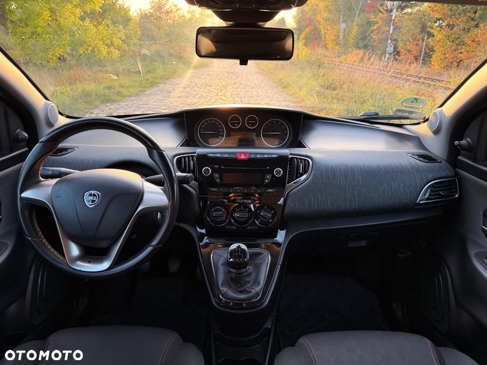 Lancia Ypsilon 1.2 8V Elefantino S&S - 8
