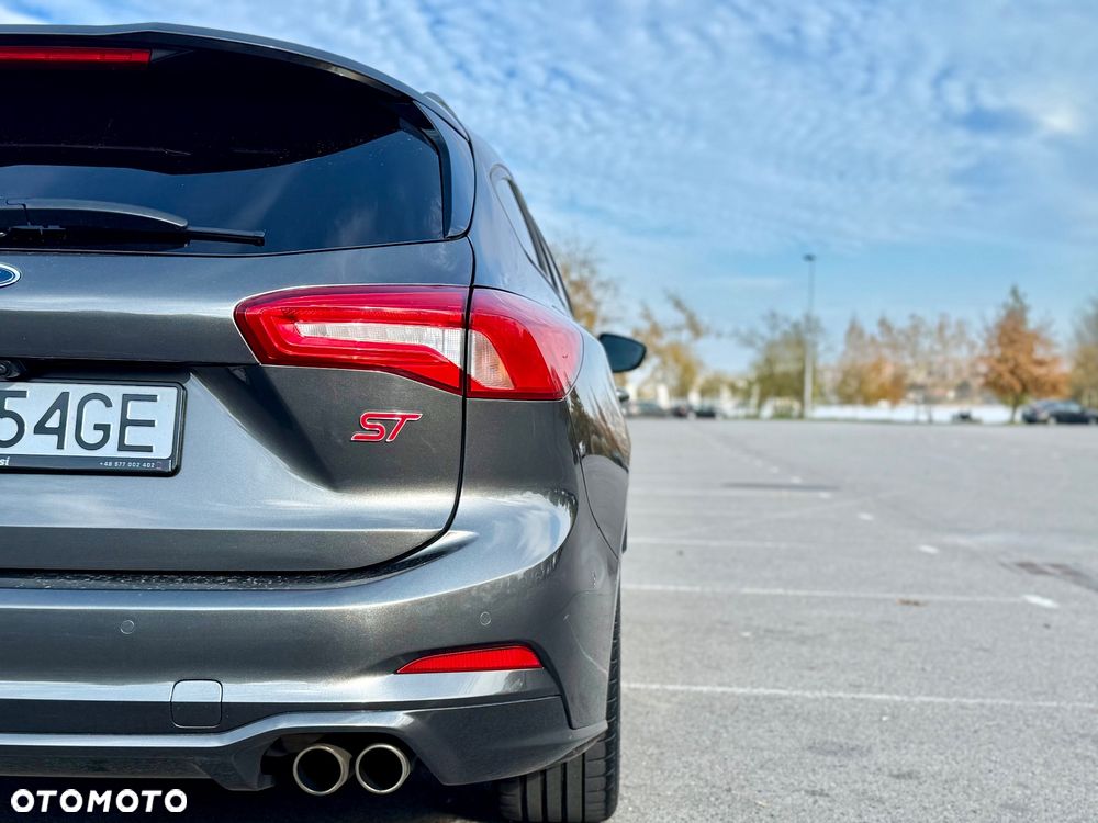 Ford Focus SW 2.0 EcoBlue ST - 7