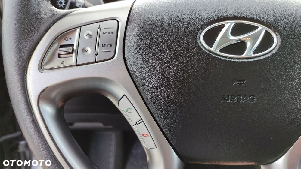 Hyundai ix35 2.0 2WD Automatik Style - 32