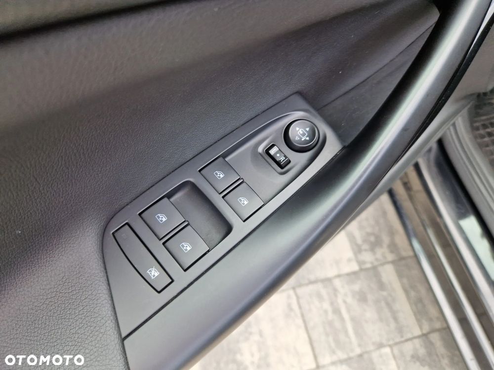 Opel Astra - 12