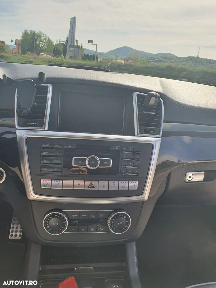 Mercedes-Benz ML 350 BlueTec 4MATIC Aut - 5