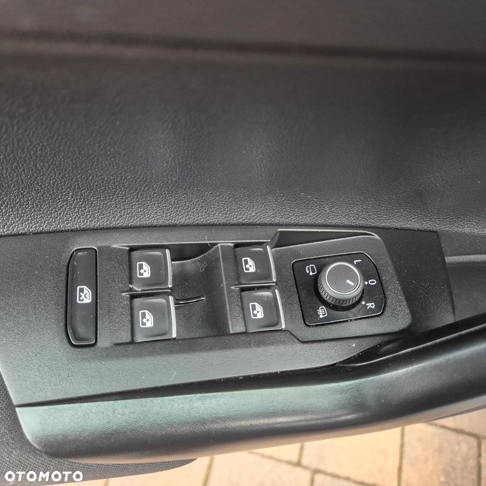 Volkswagen Taigo 1.0 TSI OPF DSG Style - 23