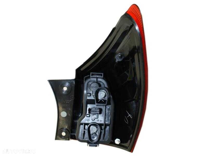 Stop stanga/dreapta led Nissan Qashqai an 2010-2013 , stropuri noi - 2