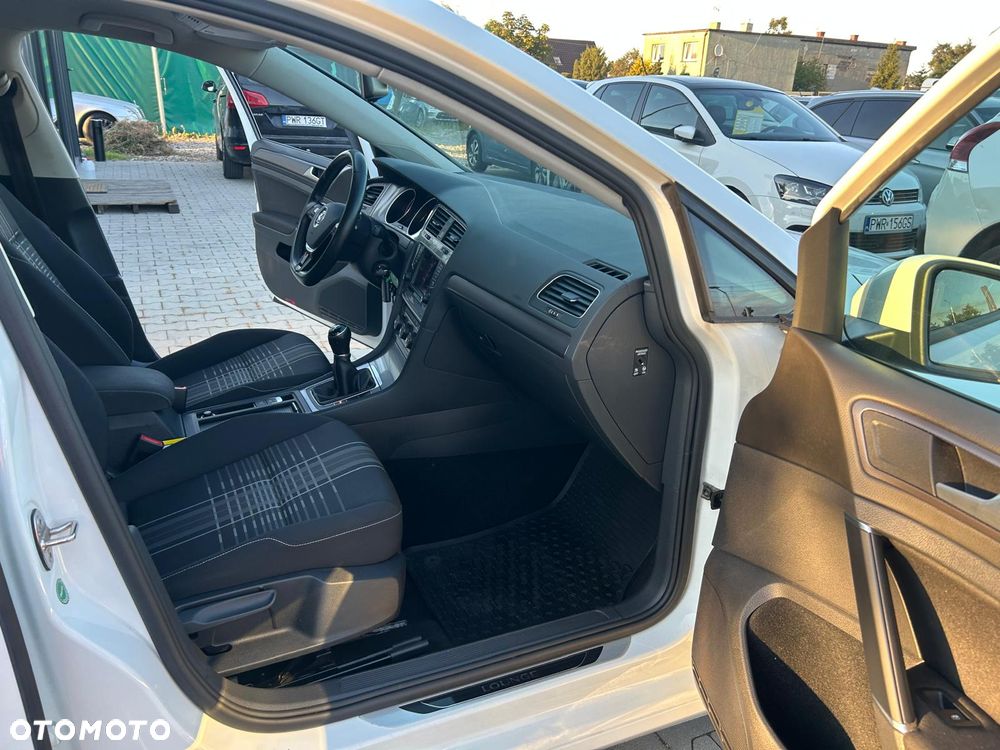 Volkswagen Golf 1.6 BlueTDI Trendline - 30