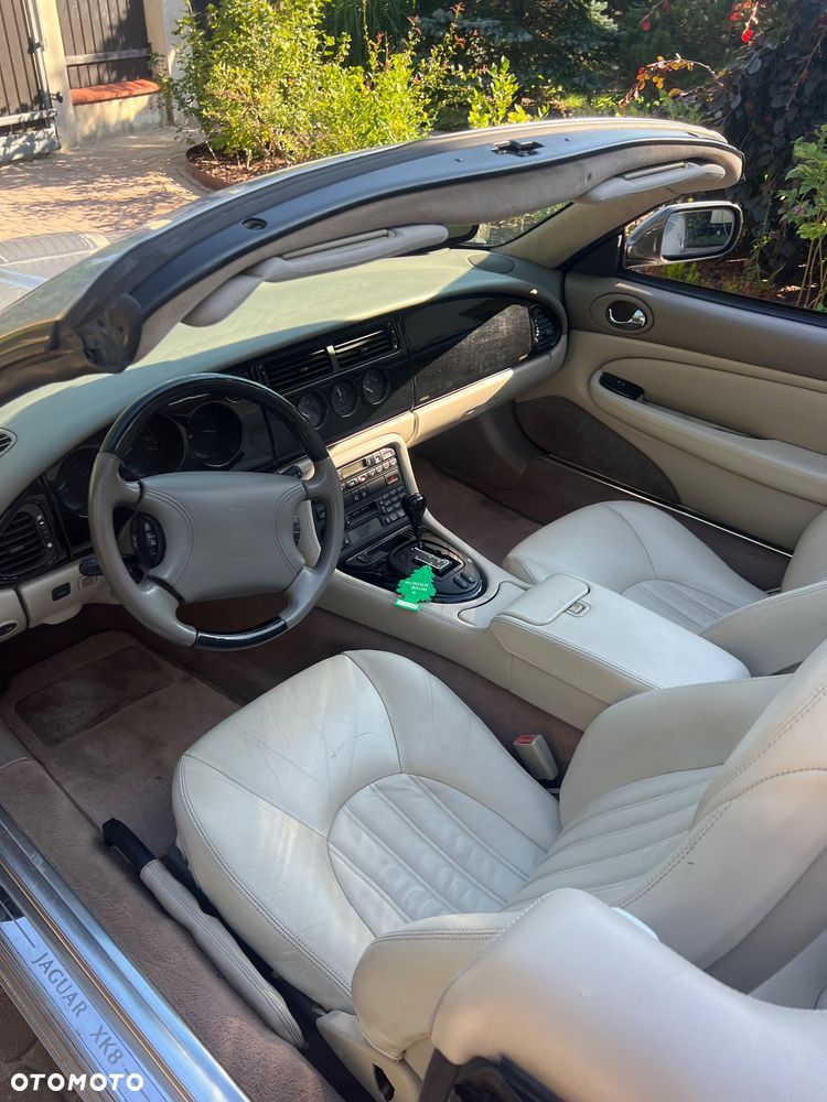 Jaguar XK8 4.0 - 9