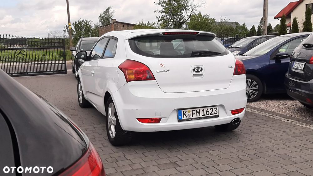 Kia ProCeed - 5