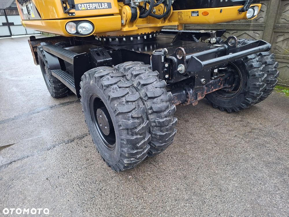 Caterpillar CAT M 318 D - 28