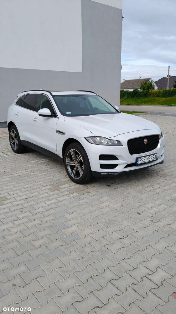 Jaguar F-Pace - 14