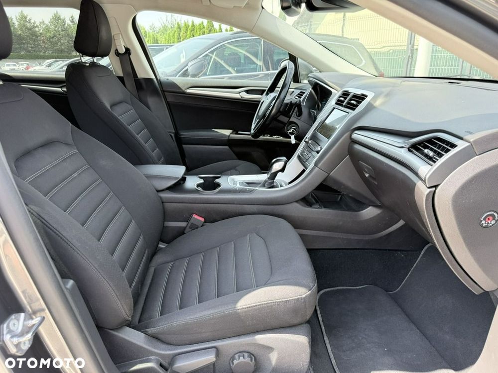Ford Mondeo 2.0 TDCi Ambiente PowerShift - 14