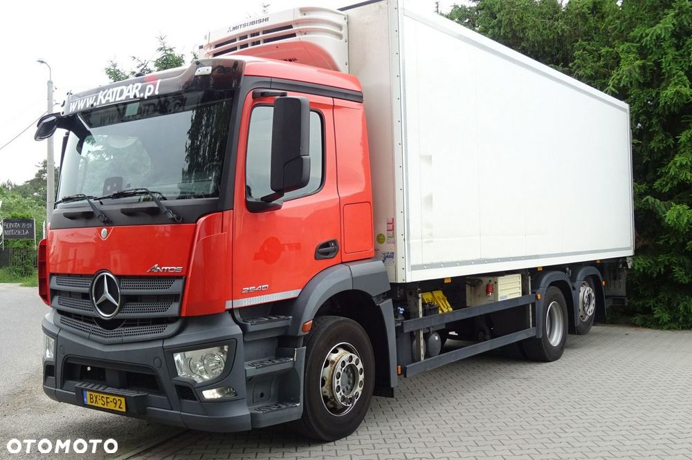 Mercedes-Benz Antos 2540 Sypialna euro 6 chłodni 3 osie podnoszona i skrętna - 20