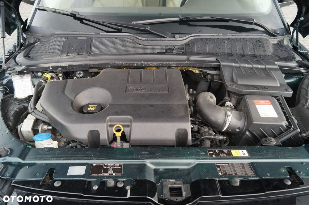 Land Rover Range Rover Evoque - 24