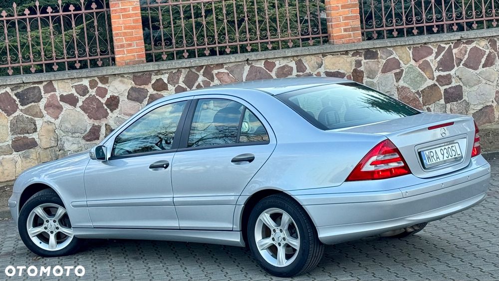 Mercedes-Benz Klasa C 280 Elegance 4-Matic - 13