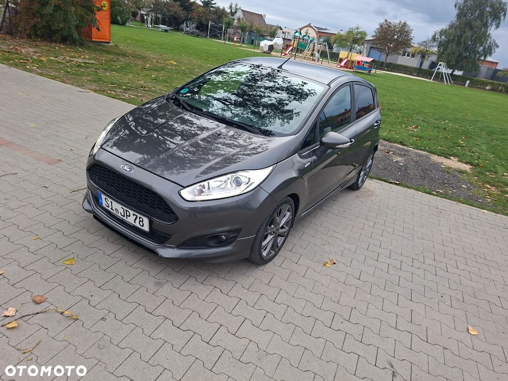 Ford Fiesta - 21